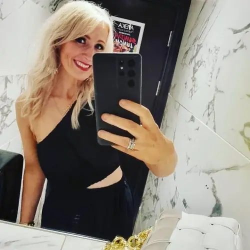 positivefrau63 image 0