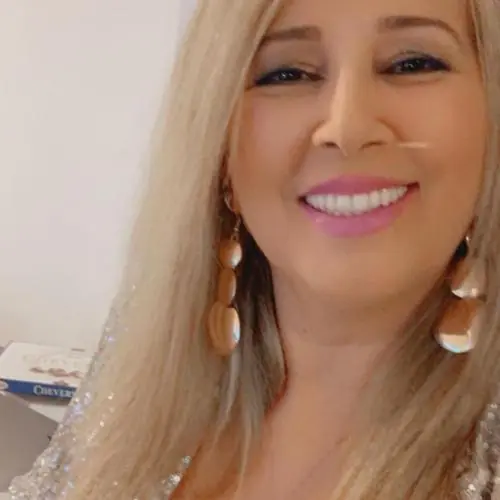 blonditotallena image 0