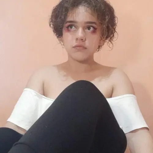 schuchternenora image 0